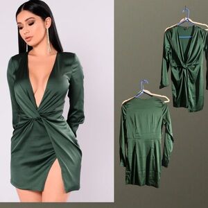 Fashion Nova Deep Green Long Sleeve Dress